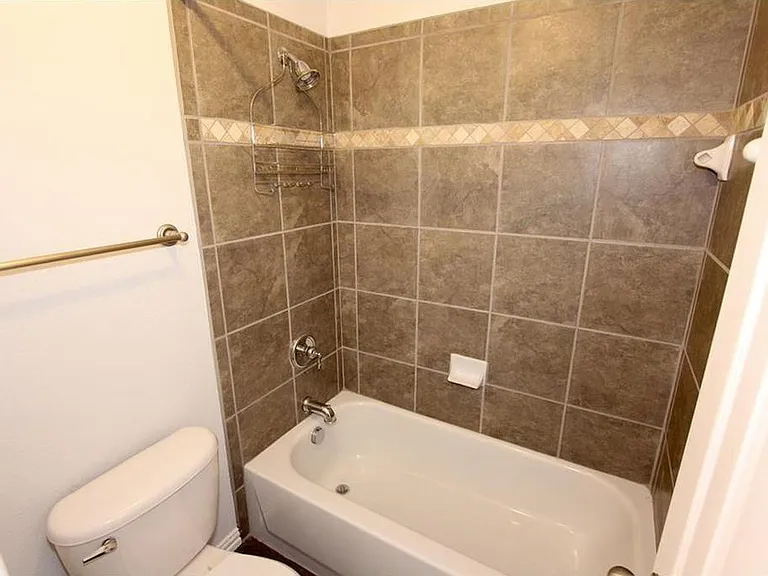 3500 Delaney Dr — Photo 33