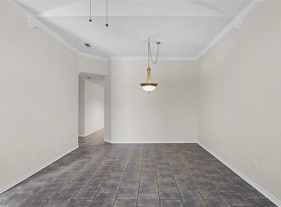 3rd image of 4200 Iris Ave