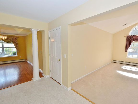 3rd image of 3429 Vicari Ave