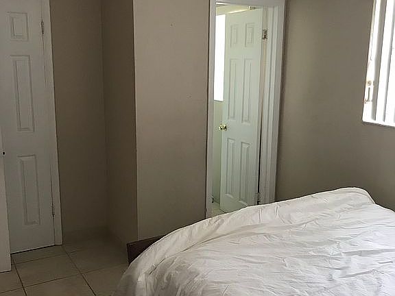 4th image of 2251 Acapulco Dr
