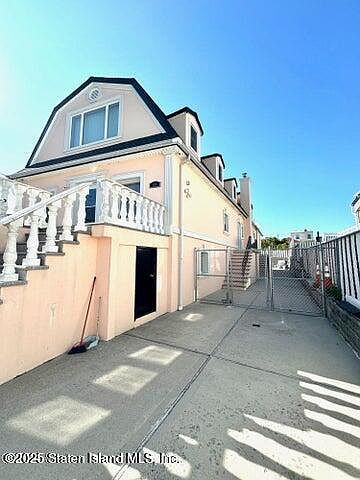 2nd image of 68 Austin Ave