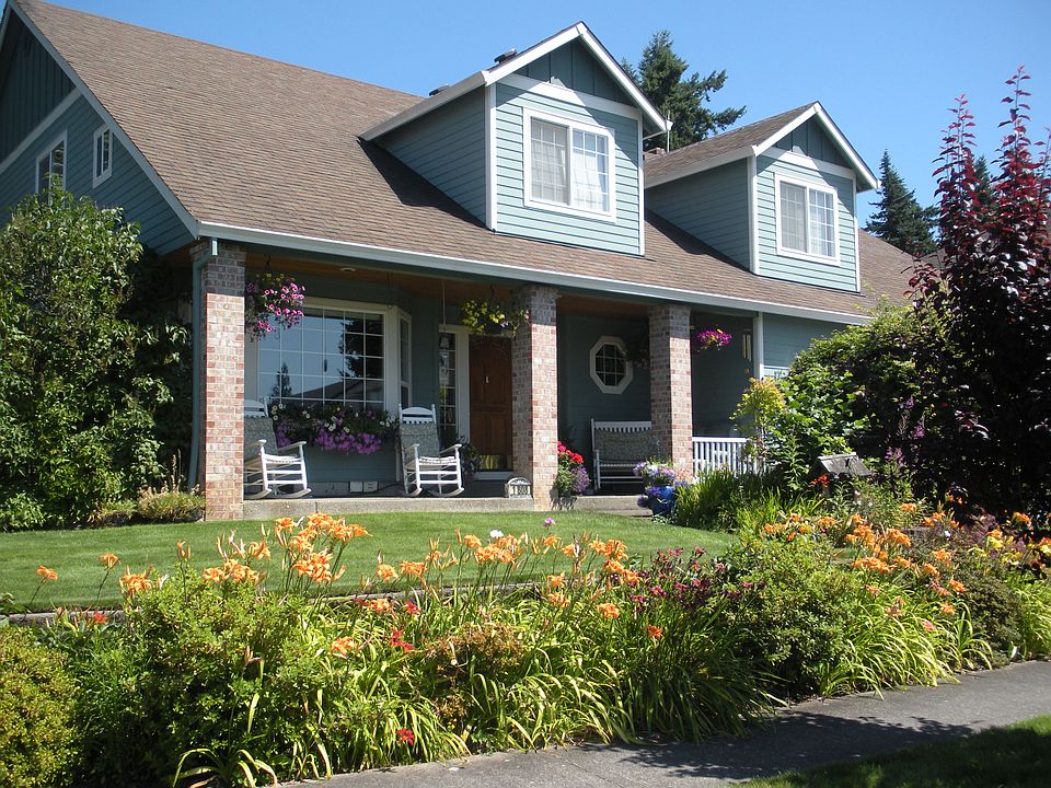 2nd image of 1808 NW Bella Vista Ave