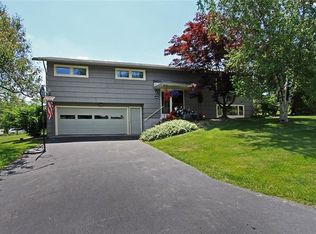 201 Greenwood Rd, Syracuse, NY 13214