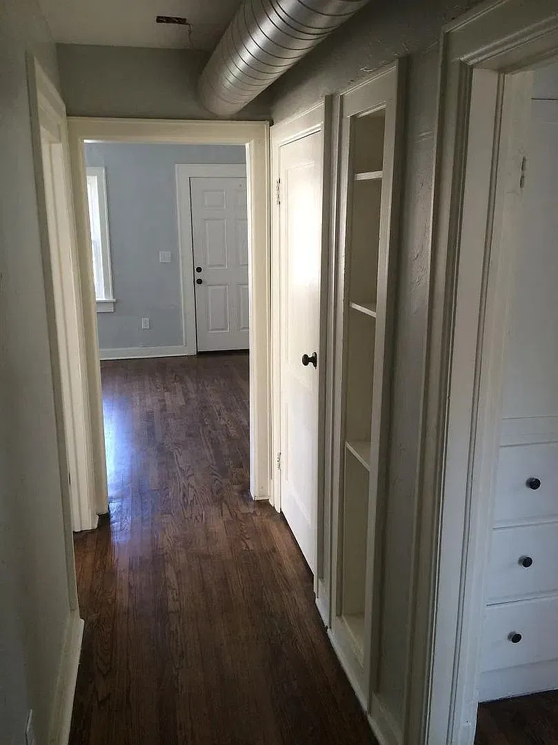 2404-2406 NW 20th St Duplex — Photo 2