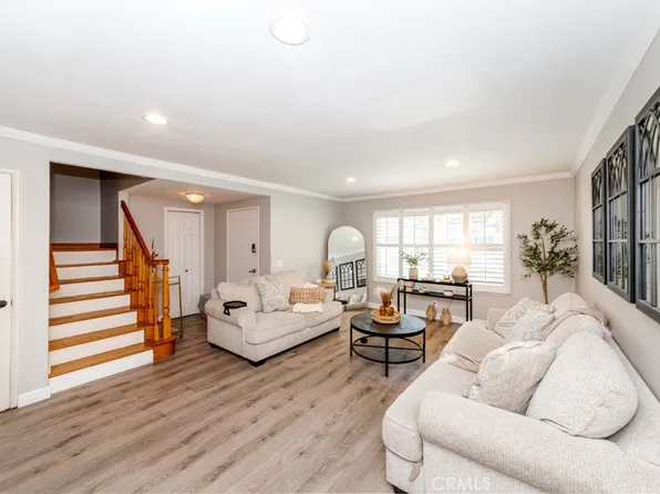 4657 Larwin Ave, Cypress, CA 90630