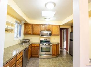 23672 E Le Bost Dr, Novi, MI 48375