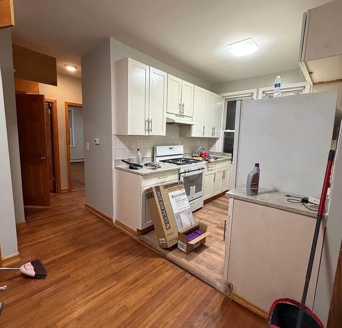 4 bed, $4,000 — Photo 2