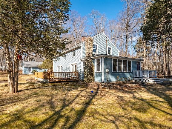 2nd image of 133 Topsfield Rd