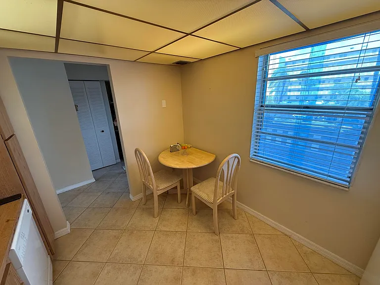 401 SE 3rd St #204 — Photo 9