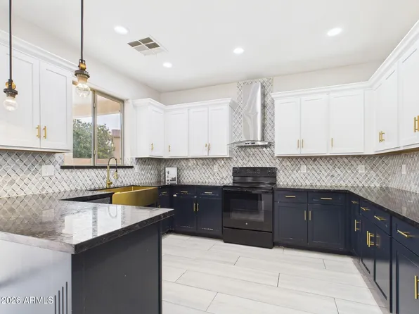 6917 W SHUMWAY FARM Road, Laveen, AZ 85339