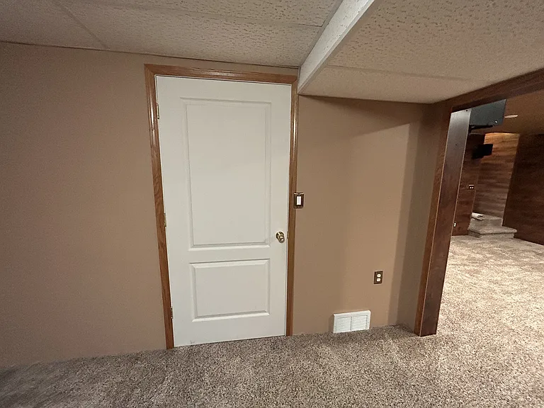 1425 Bellflower Ln — Photo 27