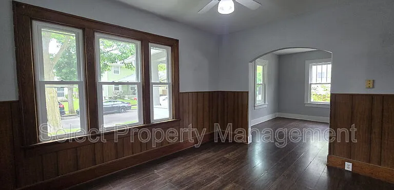 1726 Tecumseh St — Photo 6