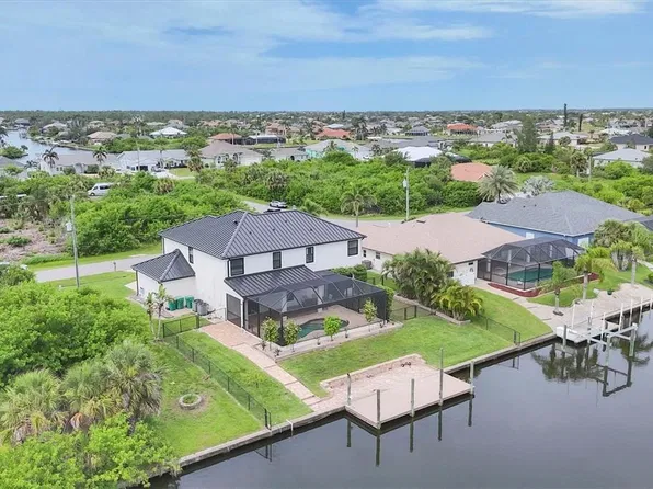 15530 AQUA CIRCLE, PORT CHARLOTTE, FL 33981