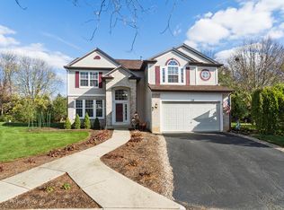 110 Iris Ct, Oswego, IL 60543