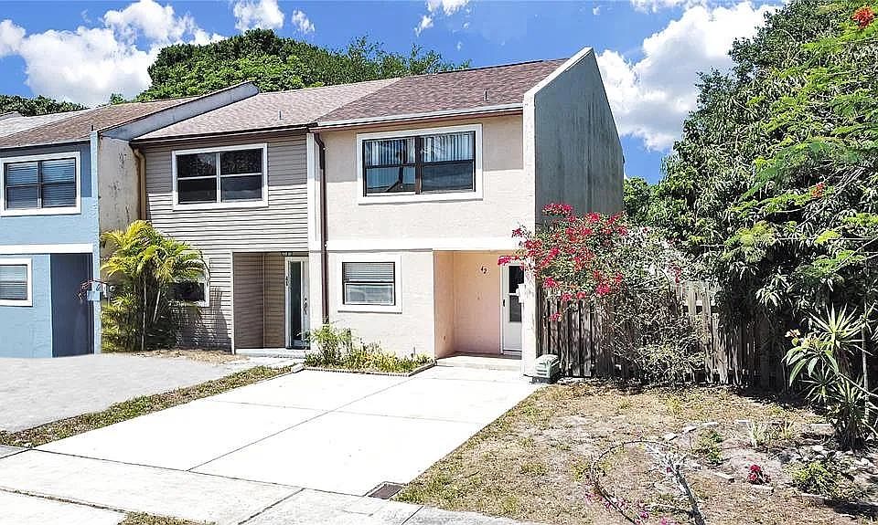 1st image of 2931 S Pines Dr APT 42