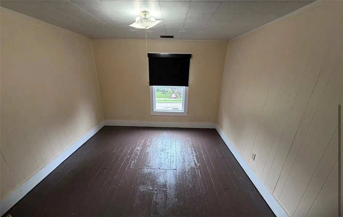 4 bed, 1.0 bath, 1092 sqft, $1,395 — Photo 4