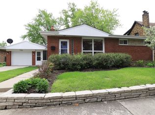 1151 Hazel Ave, Deerfield, IL 60015