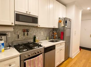 373 S 4th St #B2, Brooklyn, NY 11211