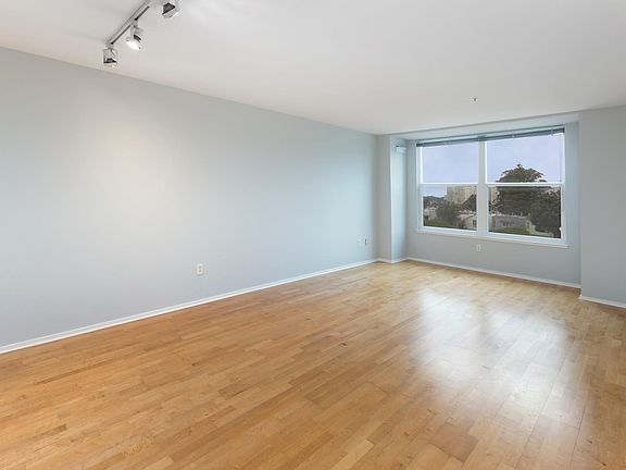 4th image of 8100 Oceanview Ter APT 207