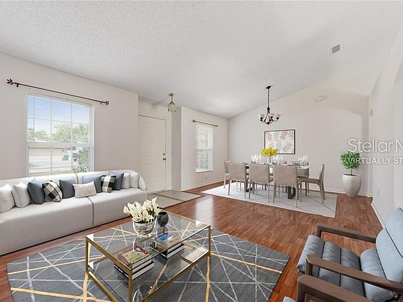 3rd image of 2233 Banbury Ave