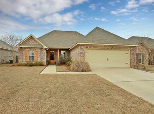 220 Greenfield Ridge Dr, Brandon, MS 39042