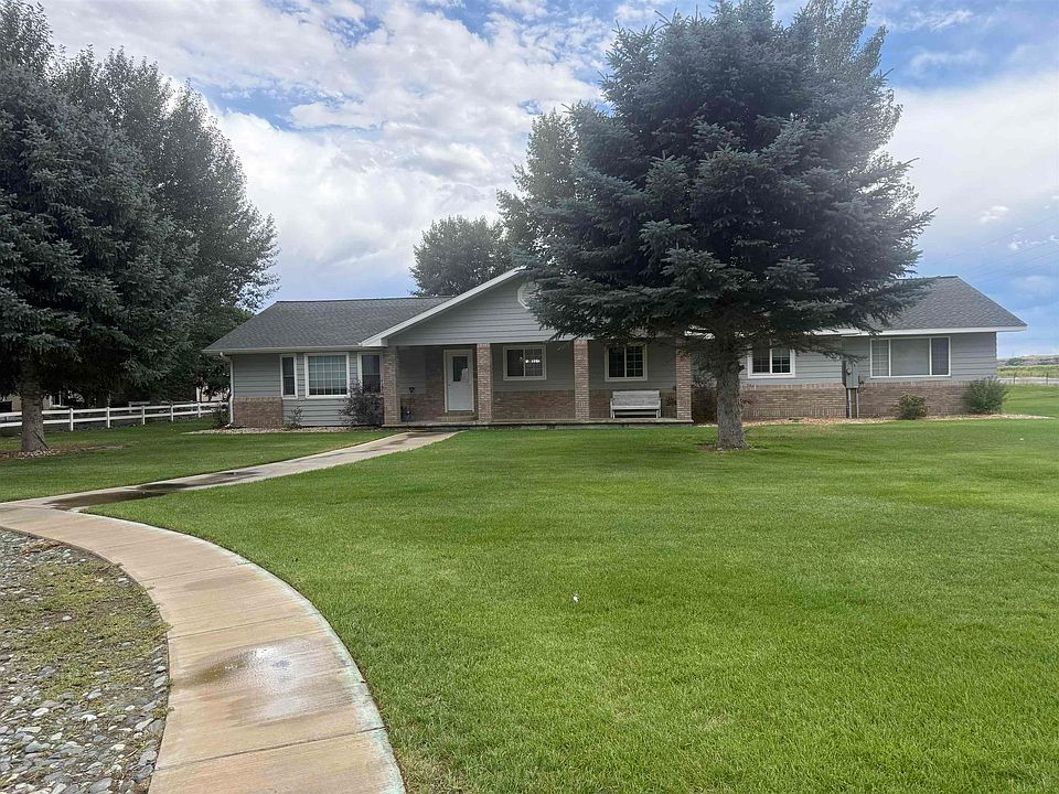 1st image of 10 Benchview Lane