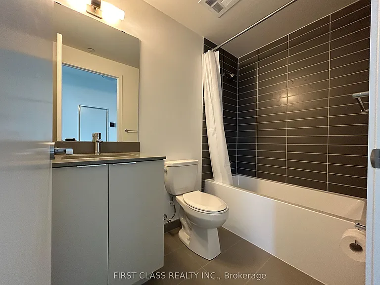 3071 Trafalgar Rd #305 — Photo 29