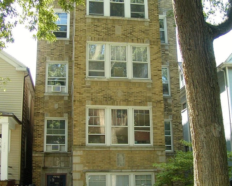 1st image of 4440 N St Louis Ave APT 2