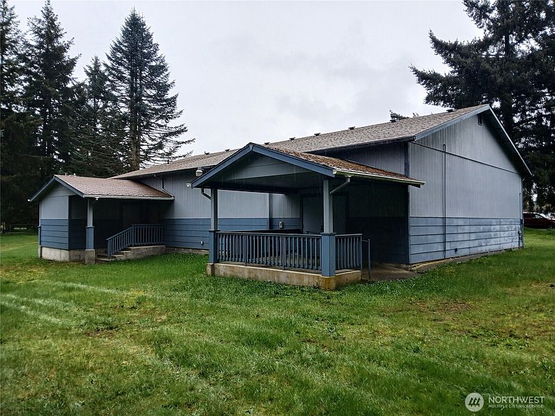 4th image of 17543 Pendleton Street SW