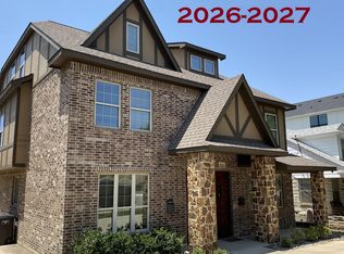 2724 Forest Park Blvd, Fort Worth, TX 76110