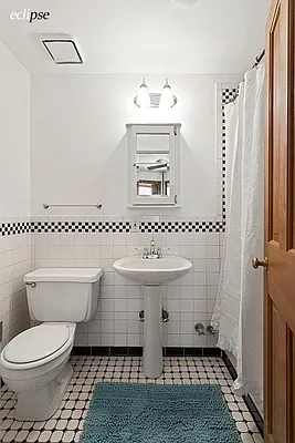 Sold by Eclipse Real Estate Group | media 5