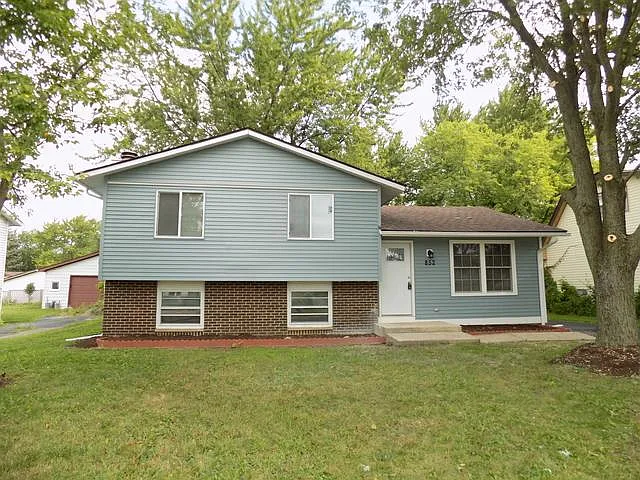 852 Lily Cache Ln — Photo 1