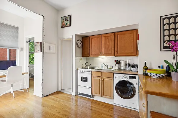 Rented by Corcoran | media 26