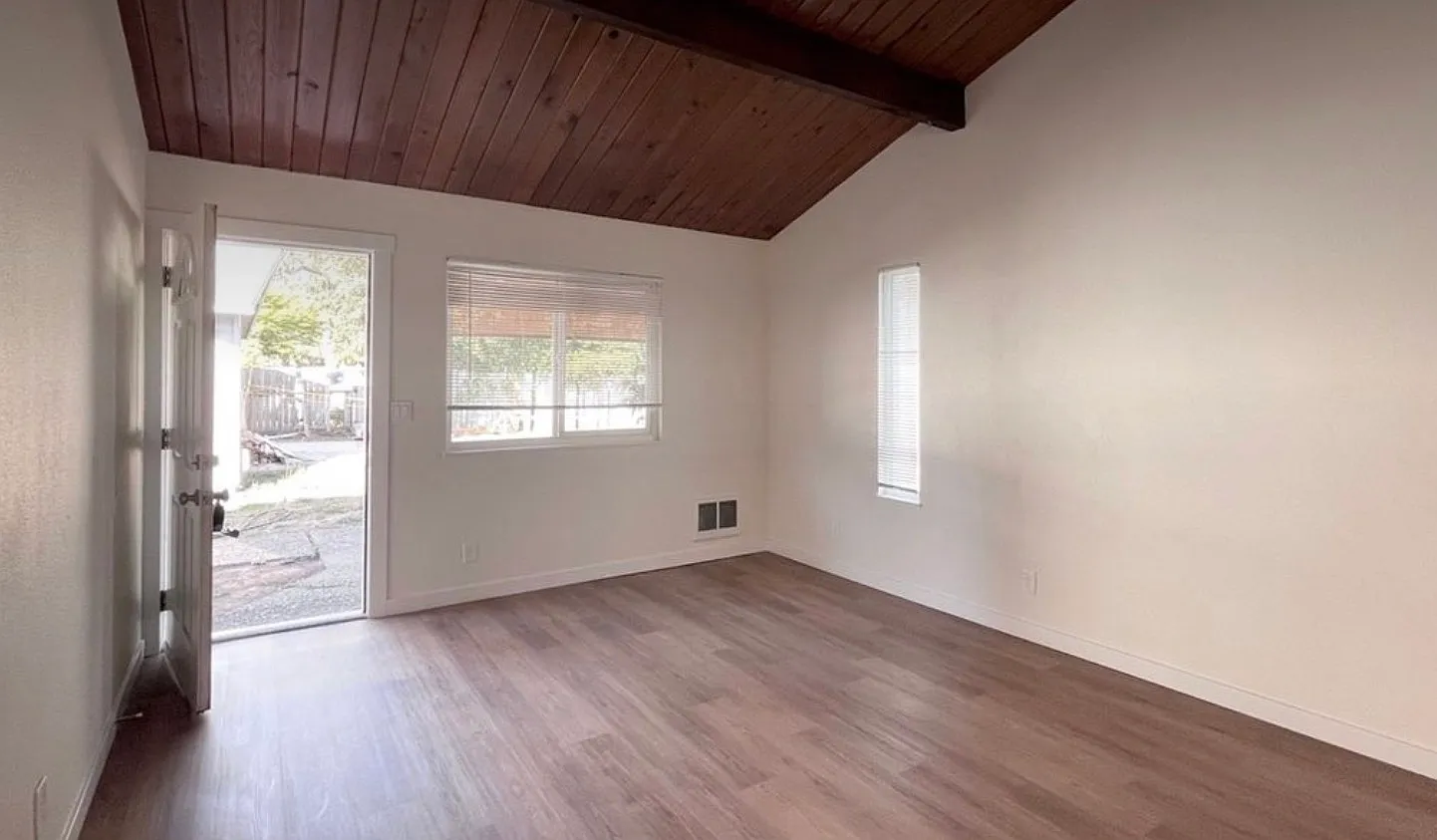 CM Homes — Photo 1