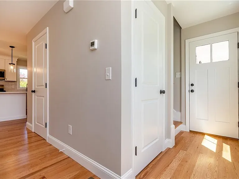 83 Cadora Ave — Photo 28
