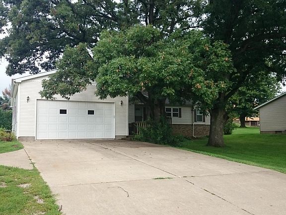 4th image of 2200 Imperial Oaks Dr