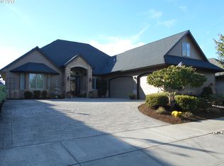 2151 Meridian Dr, Woodburn, OR 97071