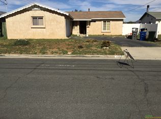 8030 Linen Dr, Santee, CA 92071