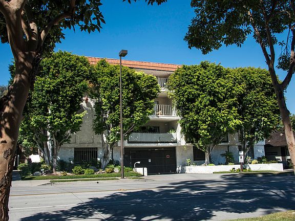 3rd image of 285 E California Blvd APT 102