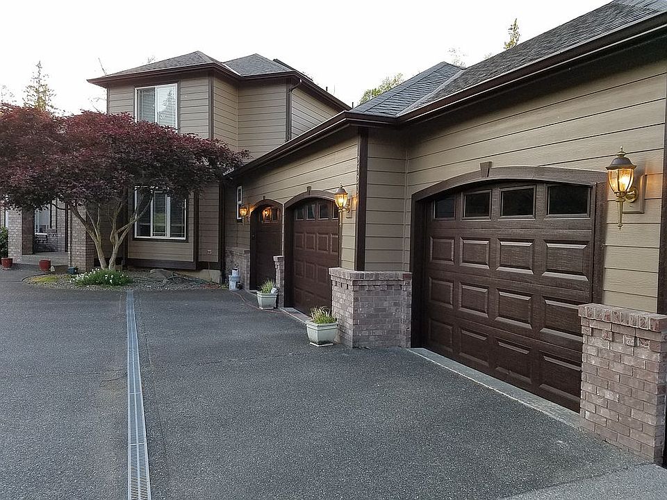 2nd image of 23207 57th St E