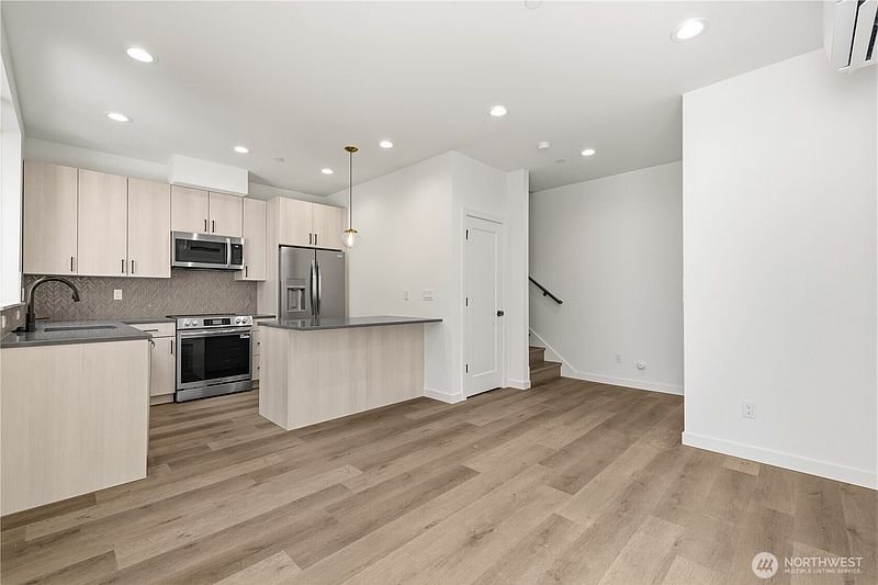 4th image of 2230 D NW 60th Street