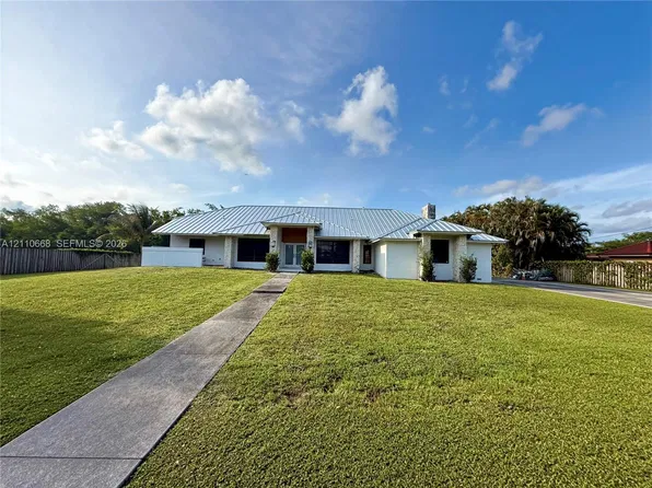 11961 NW 4th St, Fort Lauderdale, FL 33325