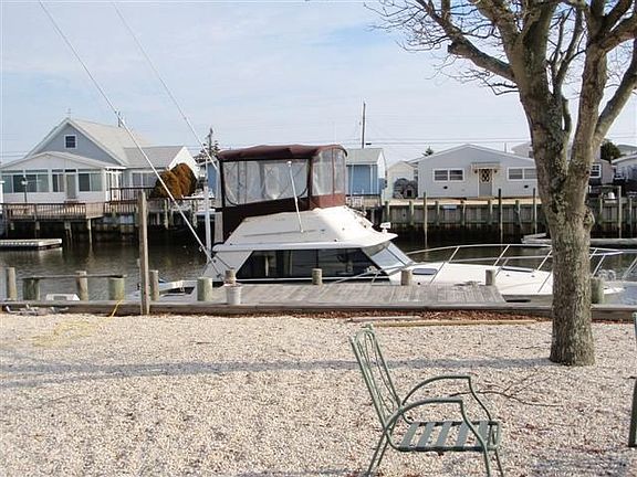 Plenty of room for you boat