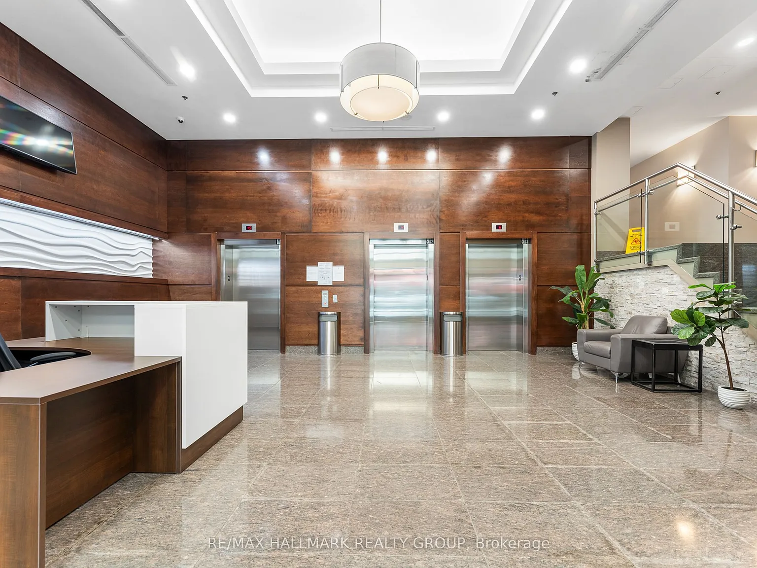 2 bed, $2,600 — Photo 4