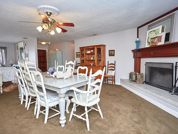 4th image of 12668 Autumn Leaves Ave