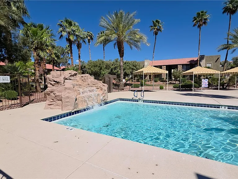 5134 River Glen Dr #240 — Photo 27