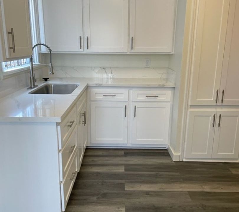 1st image of 145 & 147 E 52nd St #147