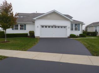 20540 W McGilvray Dr, Crest Hill, IL 60403