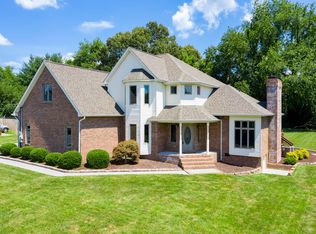341 Chesterfield Dr, Kingsport, TN 37663