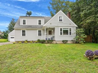 44 River St, Cranston, RI 02905